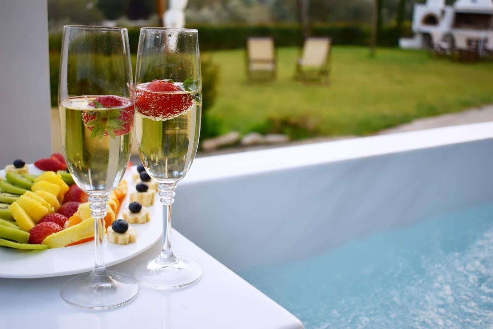 Anemi Superior Deluxe Suite Koliósz Kültér fotó